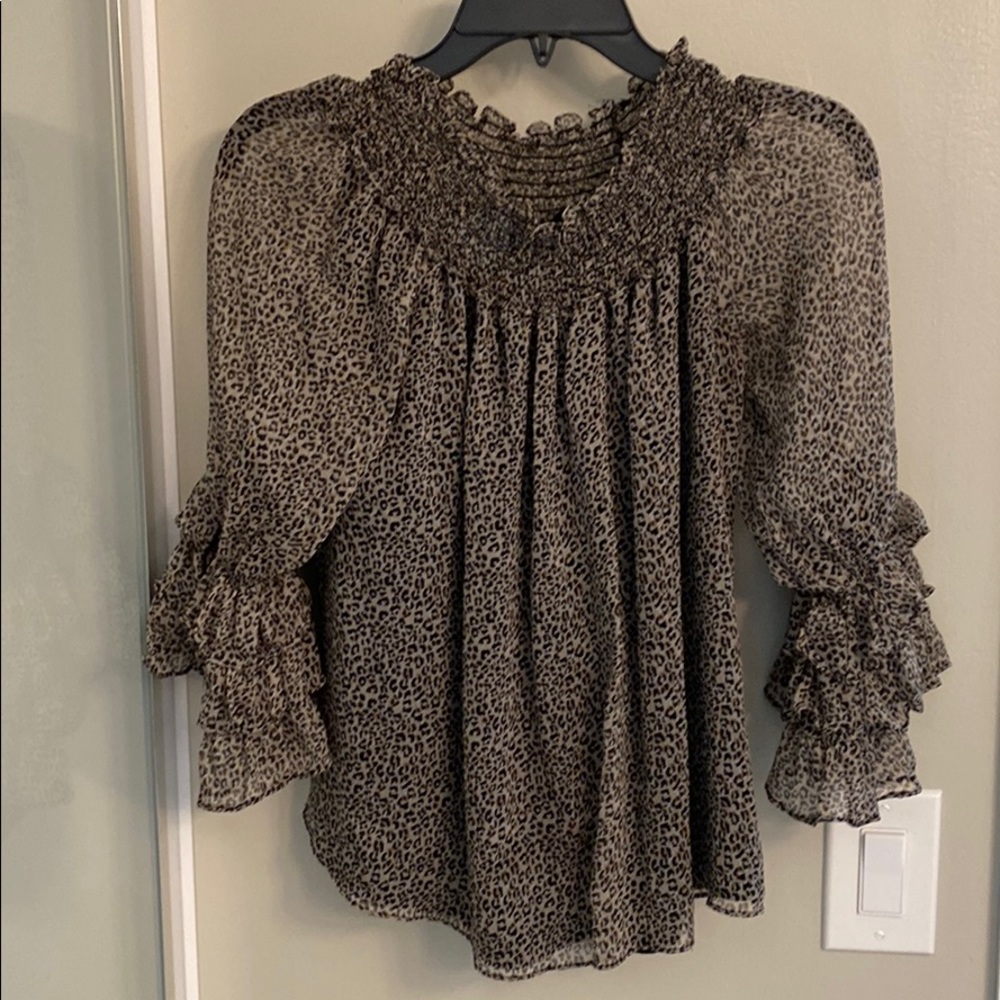 CeCe leopard top